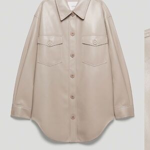 ARITZIA
Vegan Leather shacket Women's cream color